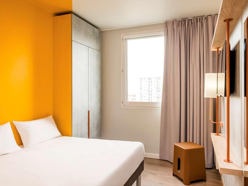 Ibis Budget Pertuis Portes Du Luberon Room photo