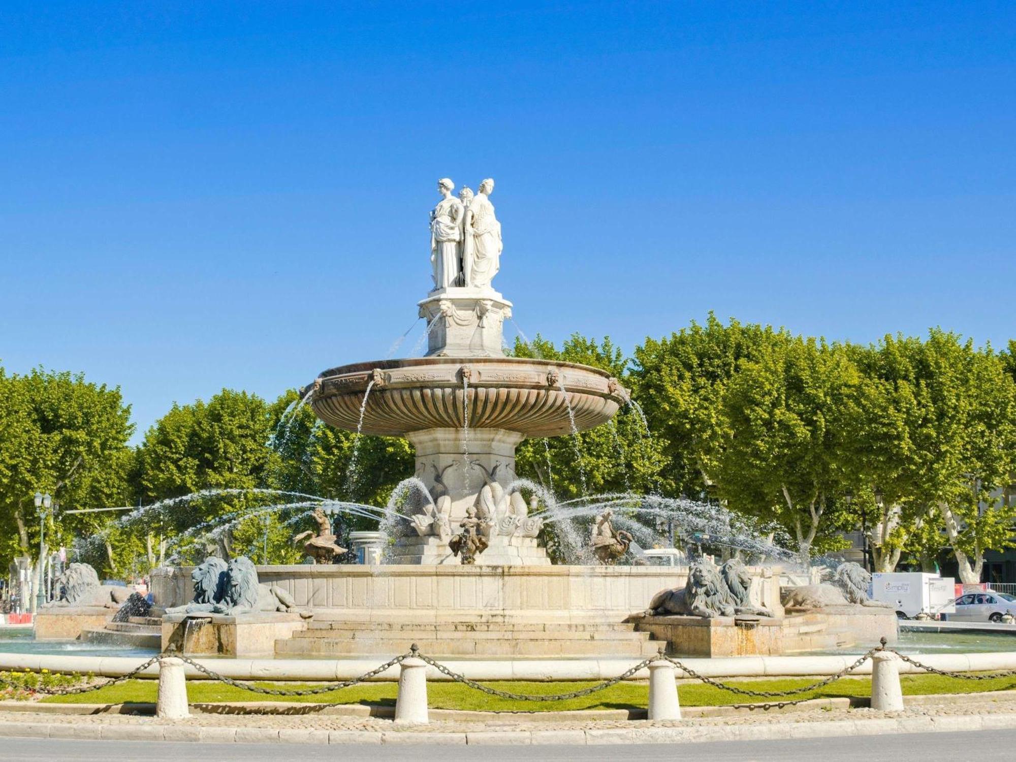 Ibis Budget Pertuis Portes Du Luberon Exterior photo